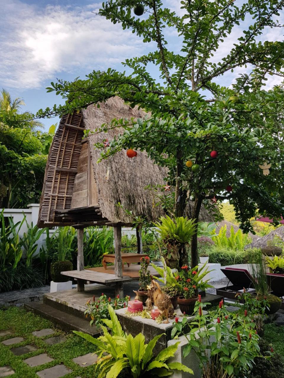 Resor Puri Sebali